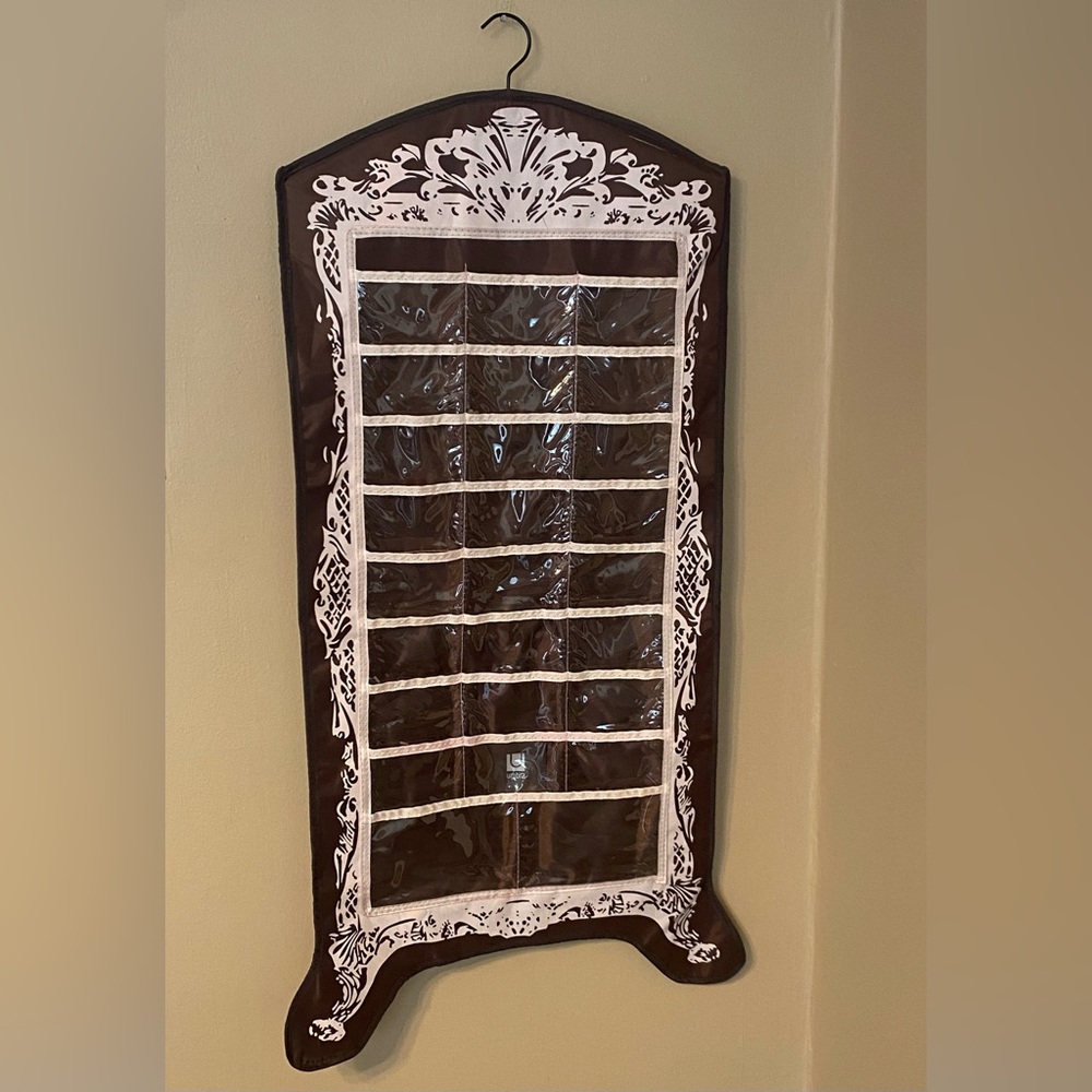 GUC UMBRA Hanging Jewelry Organizer Pink Brown